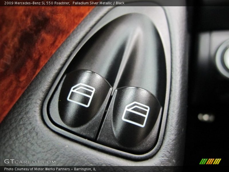 Palladium Silver Metallic / Black 2009 Mercedes-Benz SL 550 Roadster