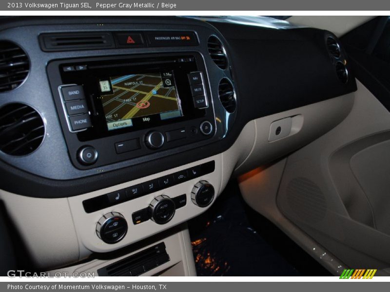Pepper Gray Metallic / Beige 2013 Volkswagen Tiguan SEL