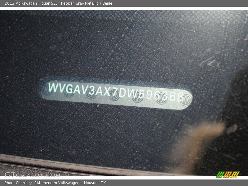 Pepper Gray Metallic / Beige 2013 Volkswagen Tiguan SEL