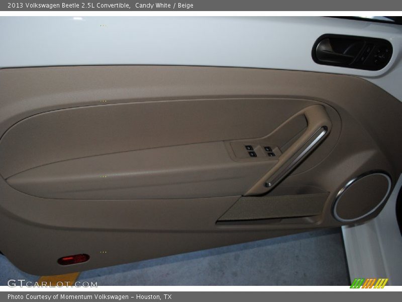 Candy White / Beige 2013 Volkswagen Beetle 2.5L Convertible