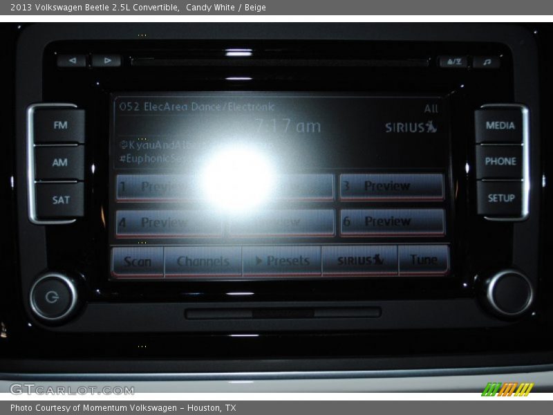 Candy White / Beige 2013 Volkswagen Beetle 2.5L Convertible