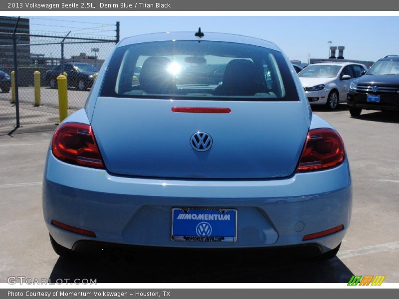Denim Blue / Titan Black 2013 Volkswagen Beetle 2.5L