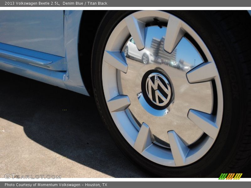 Denim Blue / Titan Black 2013 Volkswagen Beetle 2.5L