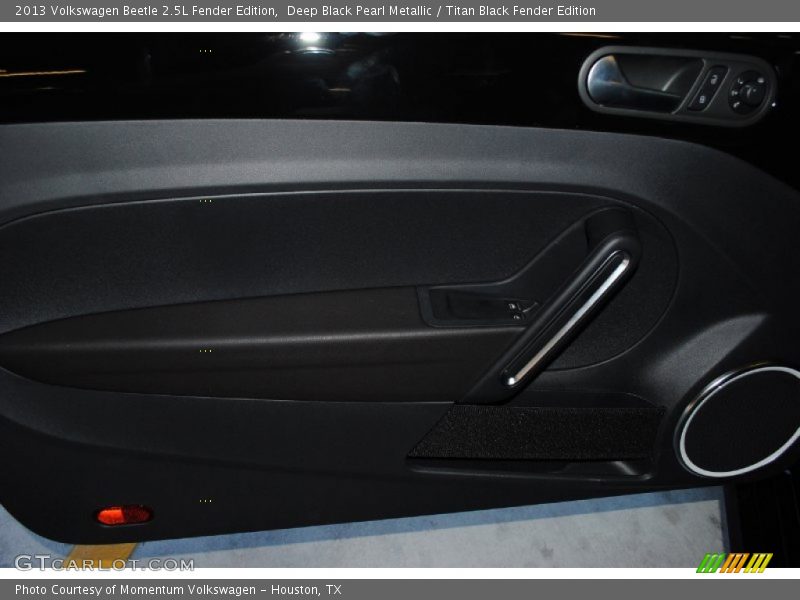 Deep Black Pearl Metallic / Titan Black Fender Edition 2013 Volkswagen Beetle 2.5L Fender Edition