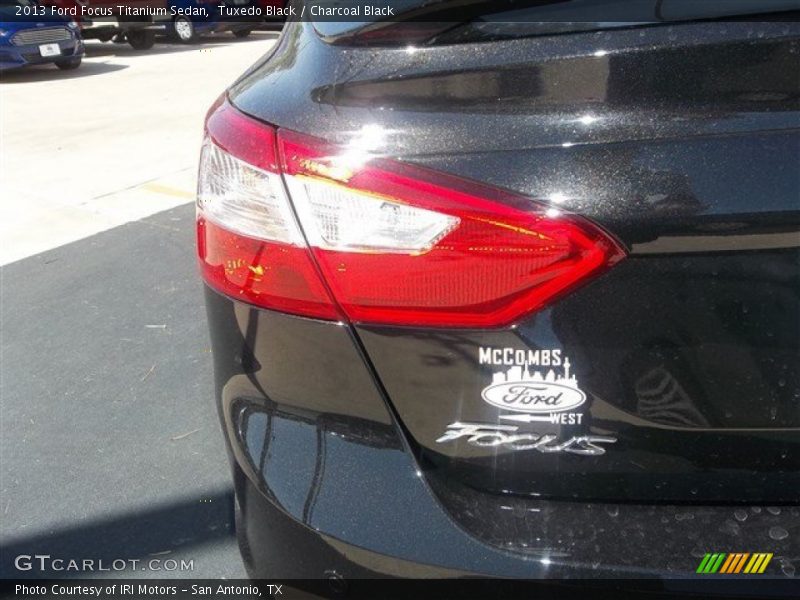 Tuxedo Black / Charcoal Black 2013 Ford Focus Titanium Sedan