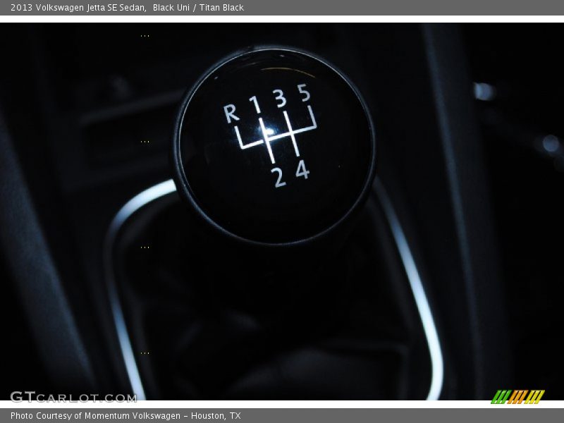 Black Uni / Titan Black 2013 Volkswagen Jetta SE Sedan