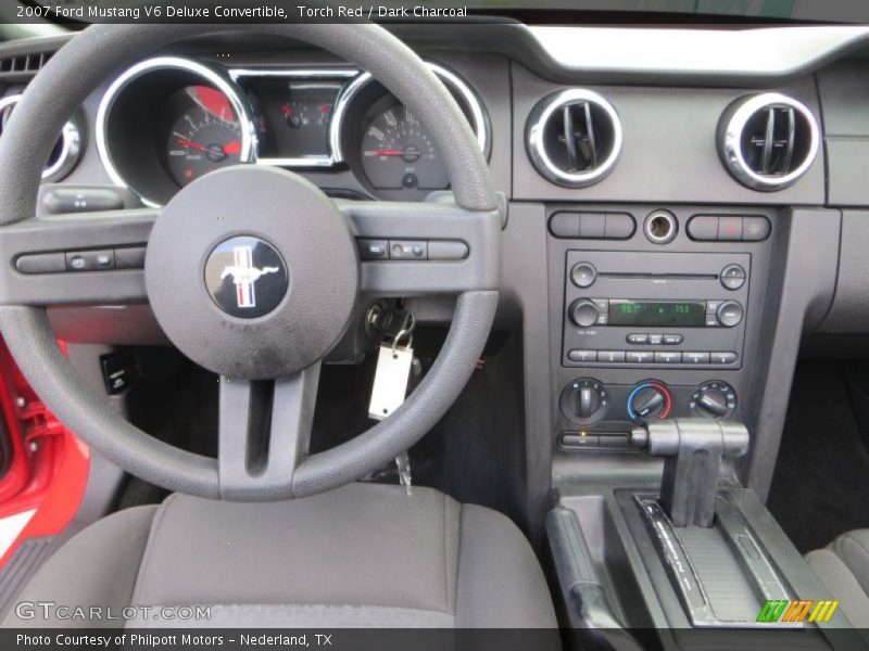 Torch Red / Dark Charcoal 2007 Ford Mustang V6 Deluxe Convertible