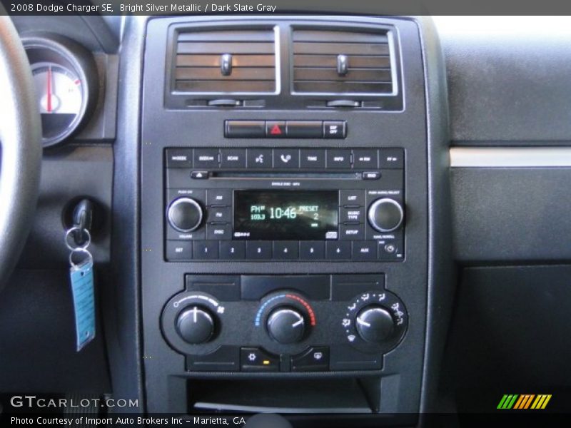 Bright Silver Metallic / Dark Slate Gray 2008 Dodge Charger SE