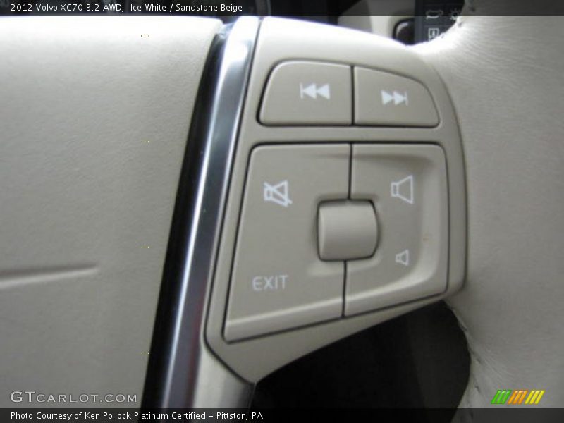 Ice White / Sandstone Beige 2012 Volvo XC70 3.2 AWD