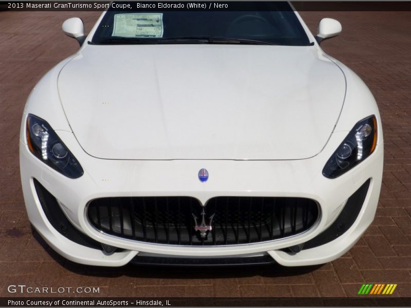 Bianco Eldorado (White) / Nero 2013 Maserati GranTurismo Sport Coupe