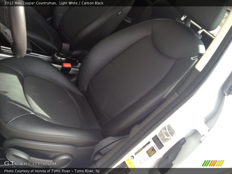 Light White / Carbon Black 2012 Mini Cooper Countryman
