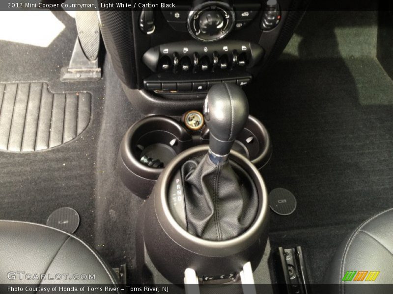 Light White / Carbon Black 2012 Mini Cooper Countryman