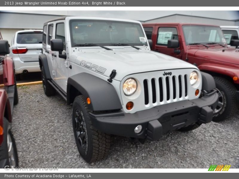Bright White / Black 2013 Jeep Wrangler Unlimited Moab Edition 4x4