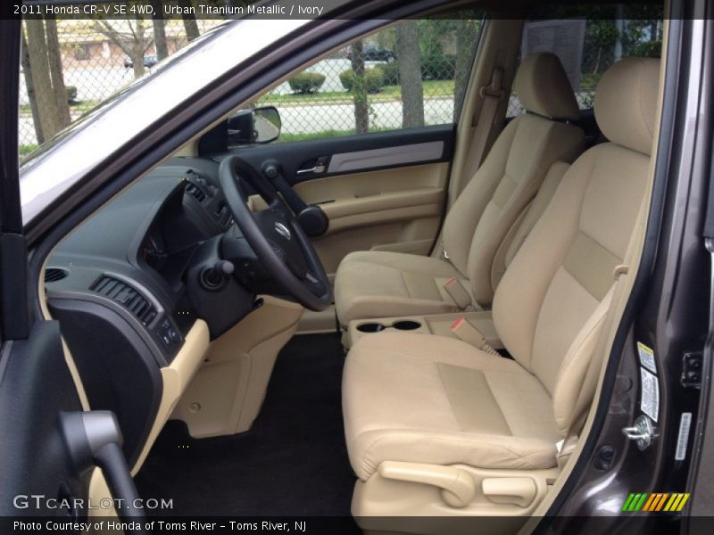 Urban Titanium Metallic / Ivory 2011 Honda CR-V SE 4WD