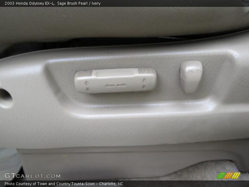 Sage Brush Pearl / Ivory 2003 Honda Odyssey EX-L