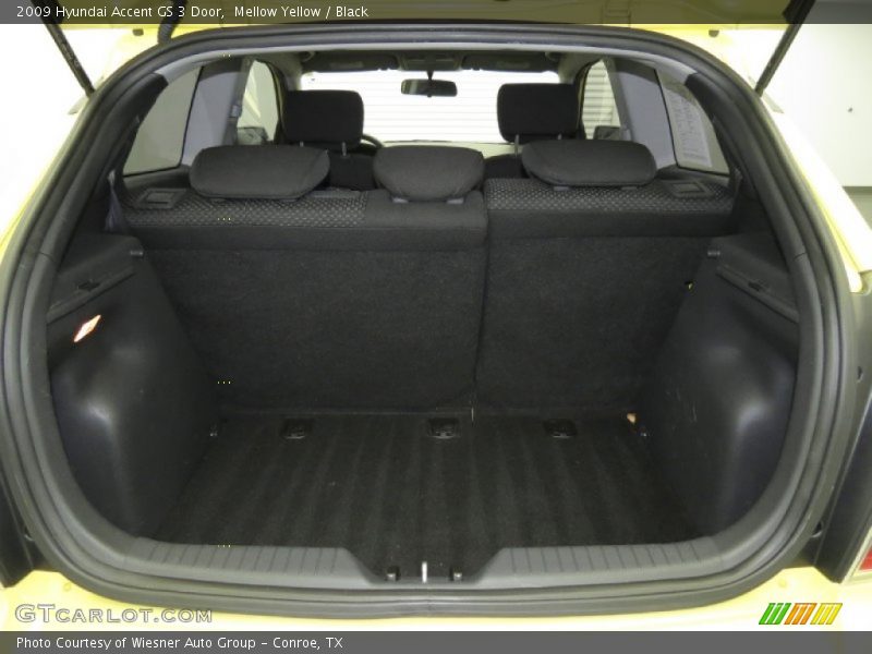  2009 Accent GS 3 Door Trunk