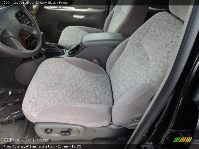 Front Seat of 2004 Ascender S