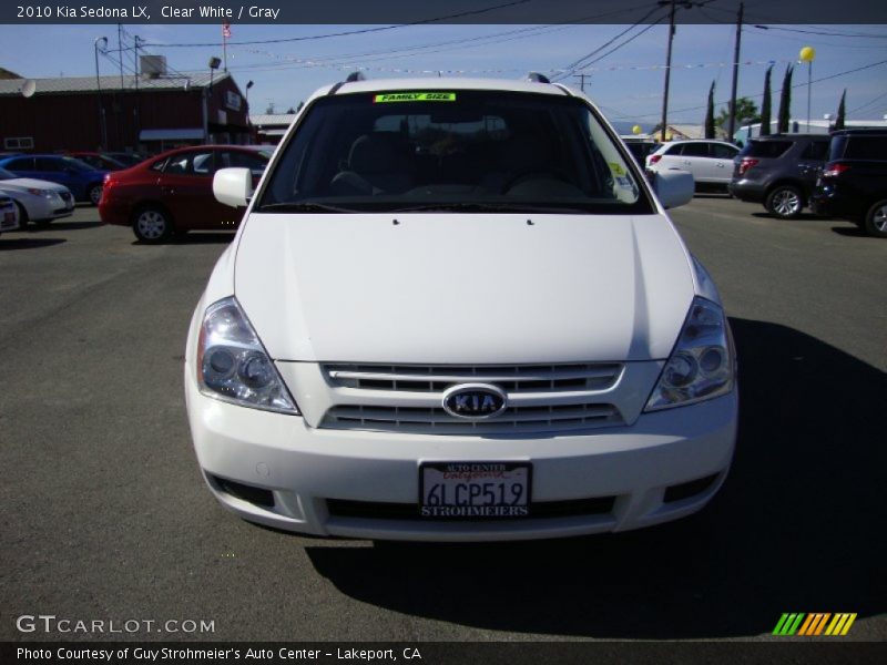 Clear White / Gray 2010 Kia Sedona LX