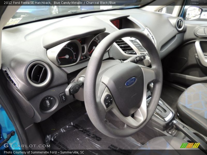 Blue Candy Metallic / Charcoal Black/Blue 2012 Ford Fiesta SE Hatchback