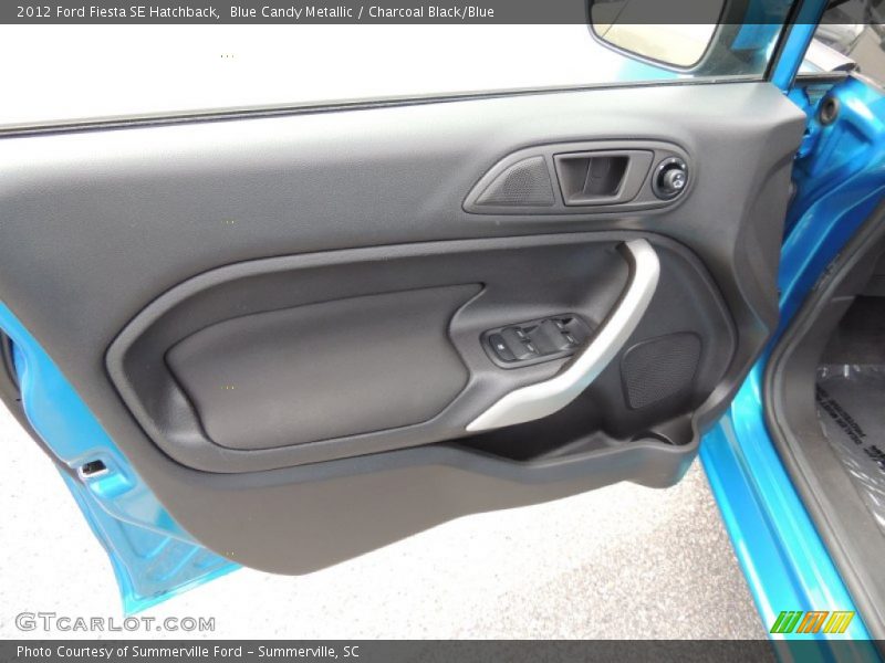 Blue Candy Metallic / Charcoal Black/Blue 2012 Ford Fiesta SE Hatchback