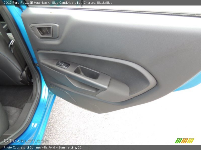 Blue Candy Metallic / Charcoal Black/Blue 2012 Ford Fiesta SE Hatchback
