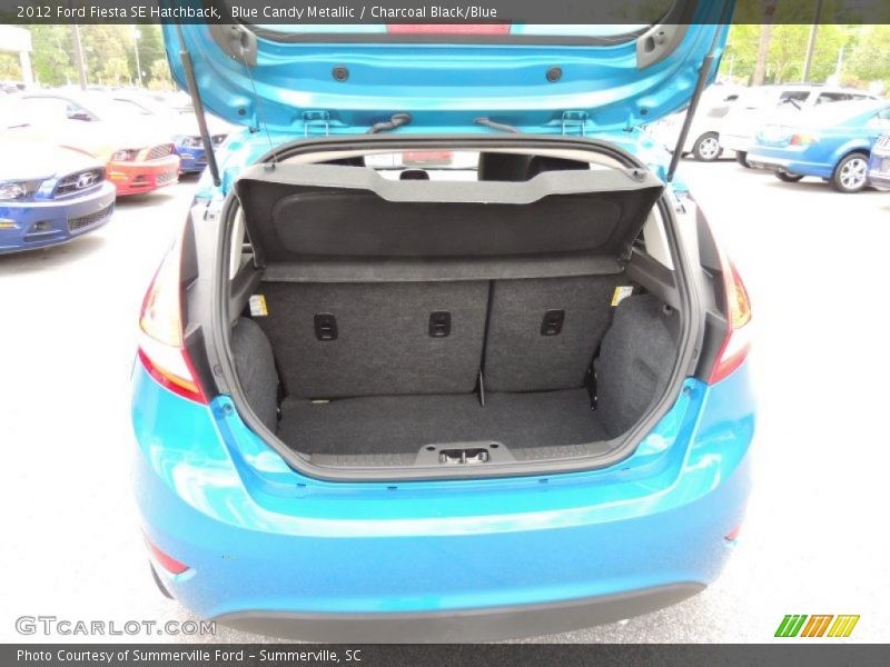Blue Candy Metallic / Charcoal Black/Blue 2012 Ford Fiesta SE Hatchback