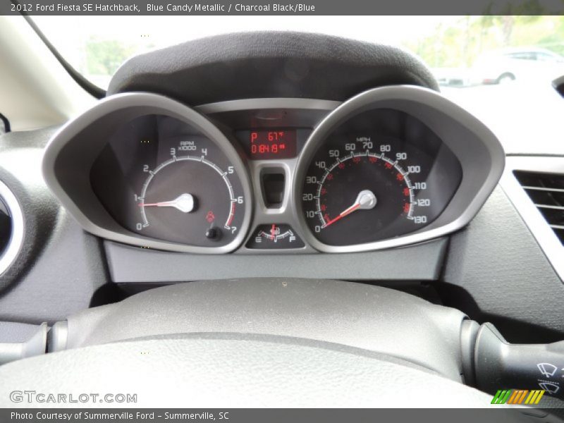 Blue Candy Metallic / Charcoal Black/Blue 2012 Ford Fiesta SE Hatchback