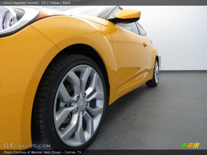 26.2 Yellow / Black 2013 Hyundai Veloster