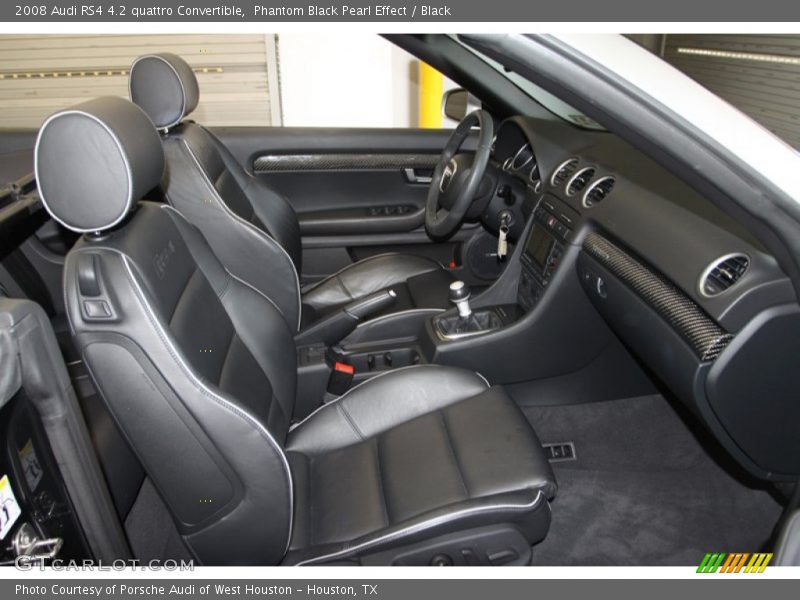 Front Seat of 2008 RS4 4.2 quattro Convertible