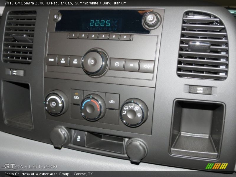 Summit White / Dark Titanium 2013 GMC Sierra 2500HD Regular Cab
