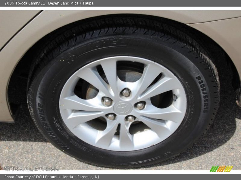 Desert Sand Mica / Taupe 2006 Toyota Camry LE