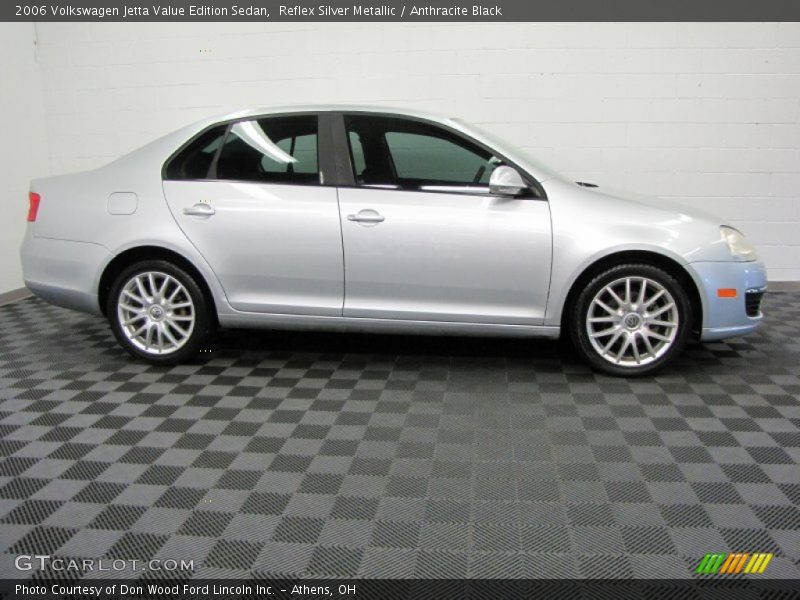 Reflex Silver Metallic / Anthracite Black 2006 Volkswagen Jetta Value Edition Sedan