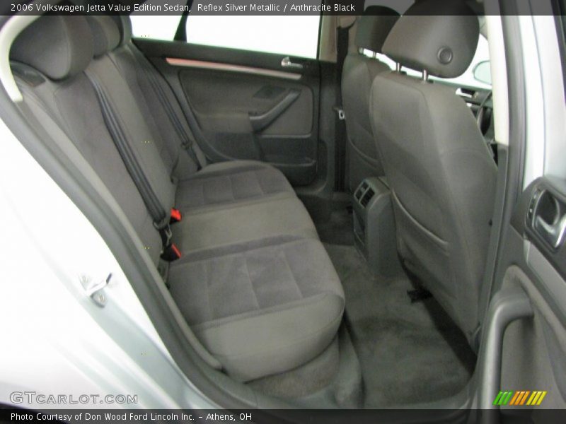 Reflex Silver Metallic / Anthracite Black 2006 Volkswagen Jetta Value Edition Sedan