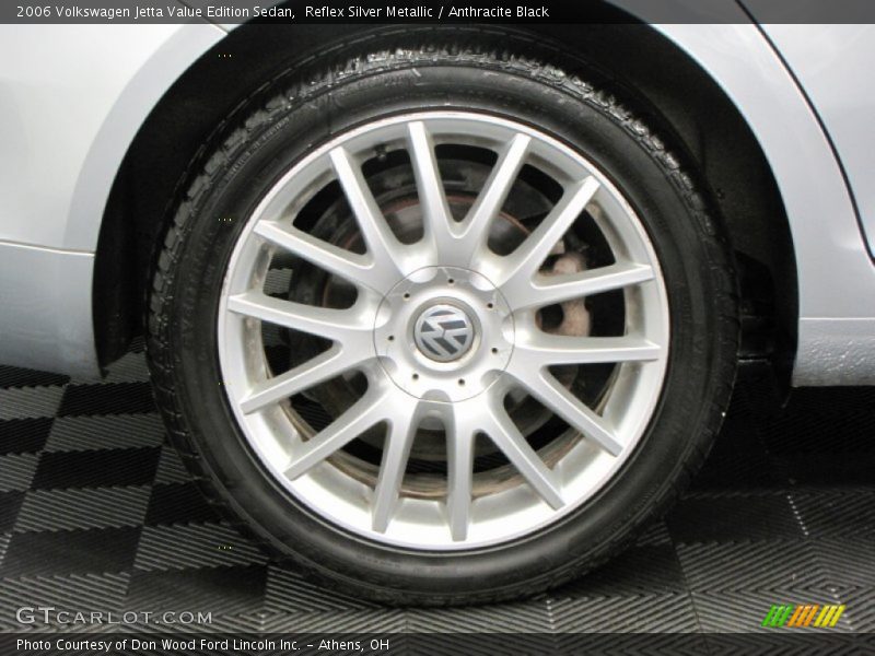 Reflex Silver Metallic / Anthracite Black 2006 Volkswagen Jetta Value Edition Sedan