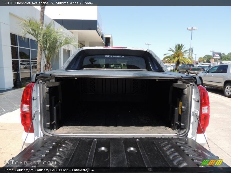 Summit White / Ebony 2010 Chevrolet Avalanche LS