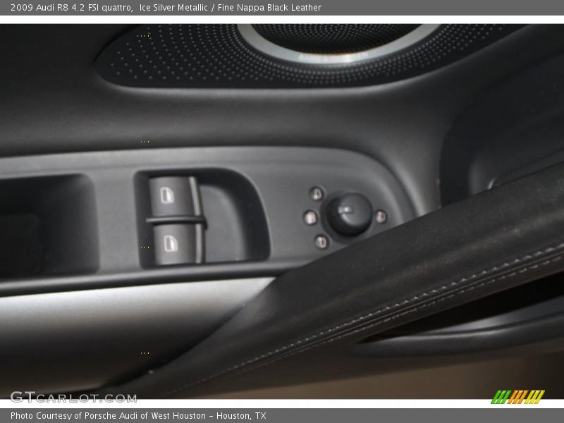 Controls of 2009 R8 4.2 FSI quattro