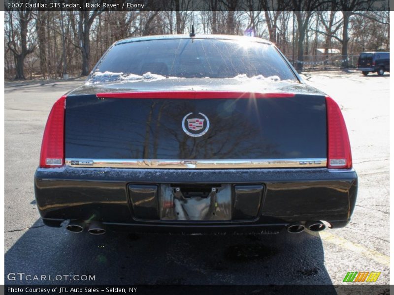 Black Raven / Ebony 2007 Cadillac DTS Sedan