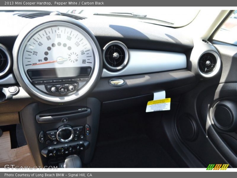 Pepper White / Carbon Black 2013 Mini Cooper Hardtop