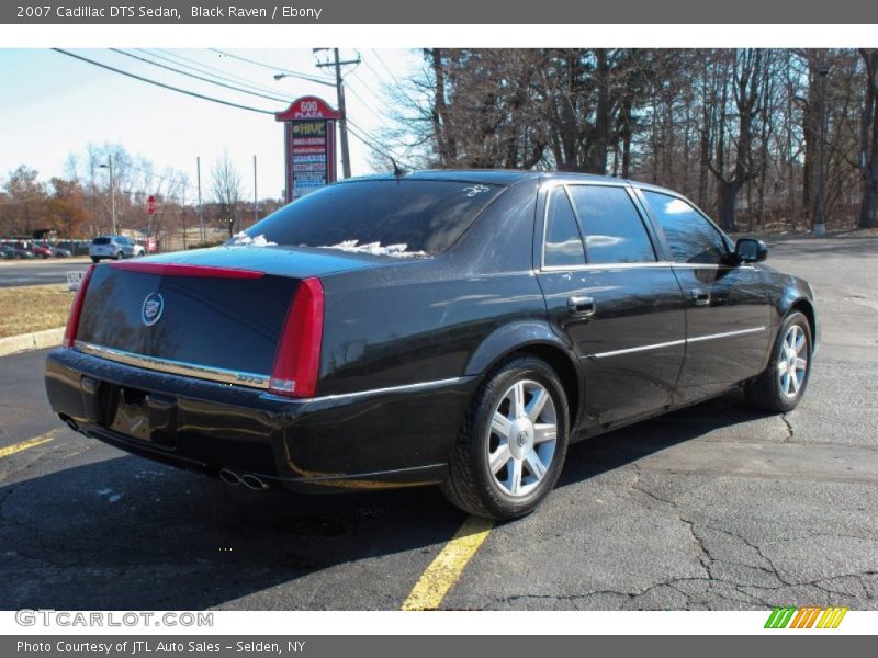 Black Raven / Ebony 2007 Cadillac DTS Sedan