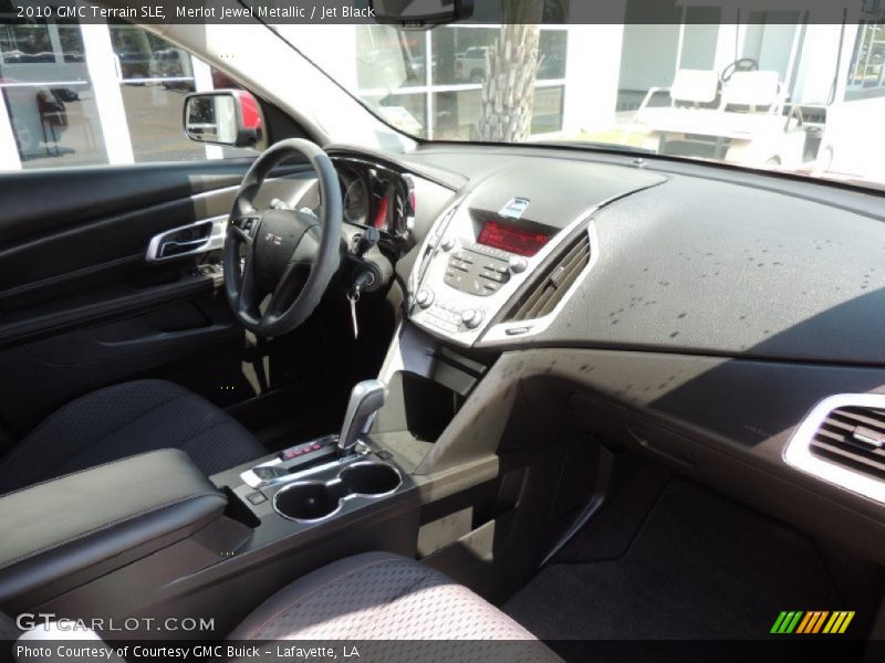 Merlot Jewel Metallic / Jet Black 2010 GMC Terrain SLE