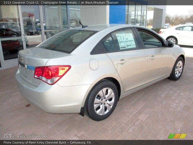 Champagne Silver Metallic / Jet Black/Medium Titanium 2013 Chevrolet Cruze LS