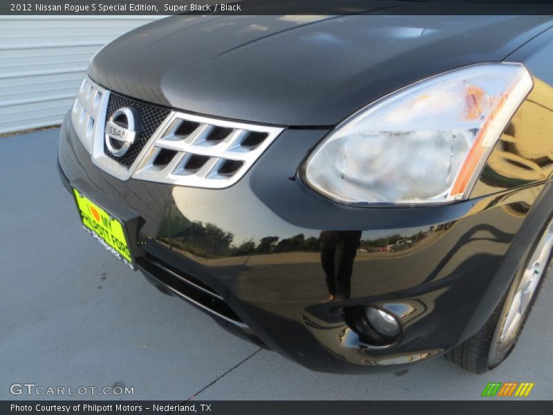 Super Black / Black 2012 Nissan Rogue S Special Edition