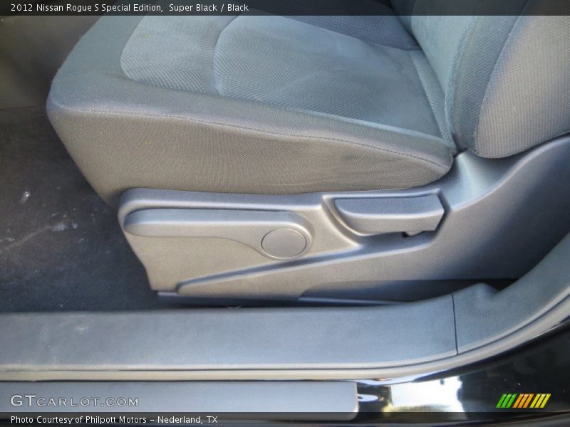 Super Black / Black 2012 Nissan Rogue S Special Edition