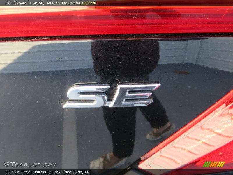 Attitude Black Metallic / Black 2012 Toyota Camry SE
