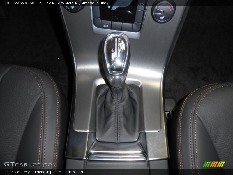 Saville Grey Metallic / Anthracite Black 2013 Volvo XC60 3.2
