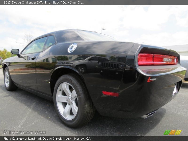 Pitch Black / Dark Slate Gray 2013 Dodge Challenger SXT