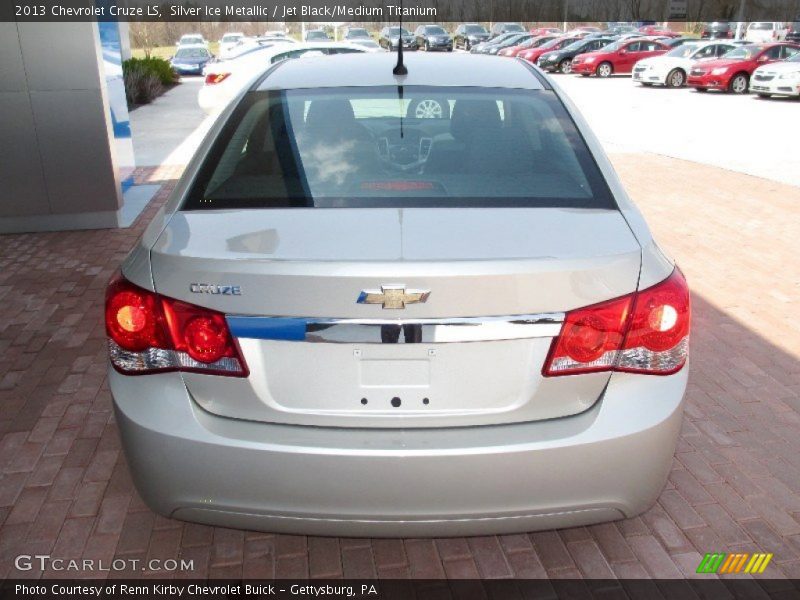 Silver Ice Metallic / Jet Black/Medium Titanium 2013 Chevrolet Cruze LS