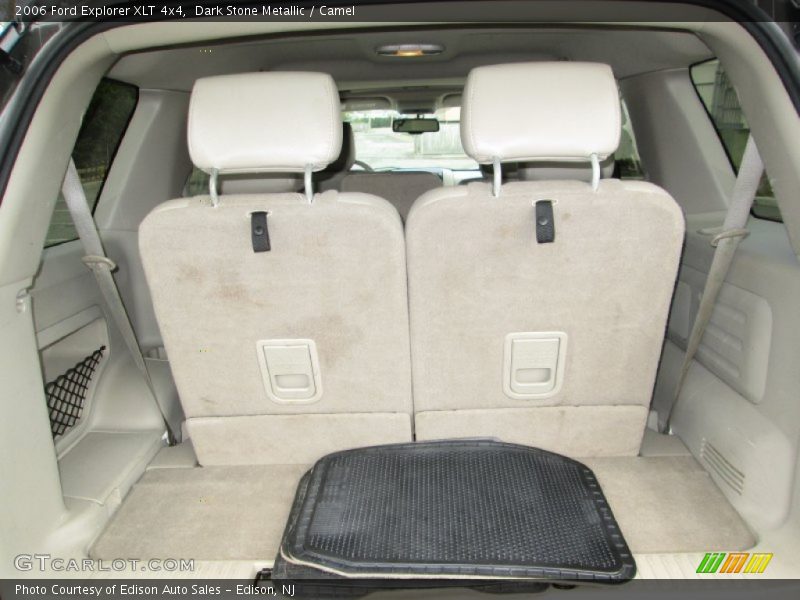 Dark Stone Metallic / Camel 2006 Ford Explorer XLT 4x4
