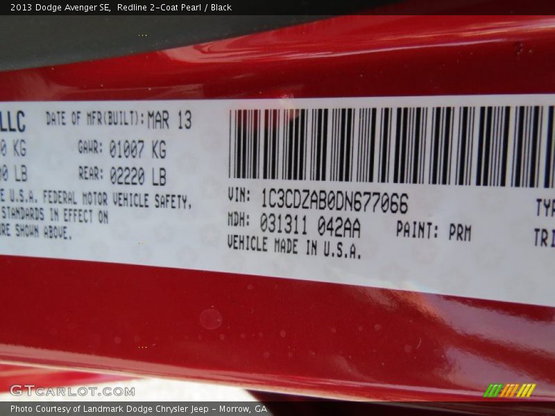 Redline 2-Coat Pearl / Black 2013 Dodge Avenger SE