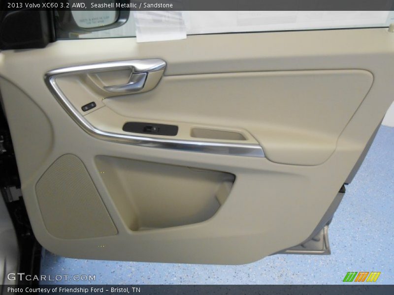 Door Panel of 2013 XC60 3.2 AWD